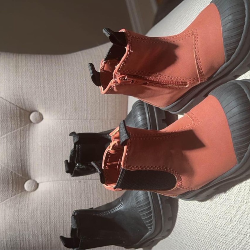 H&M toddler boots